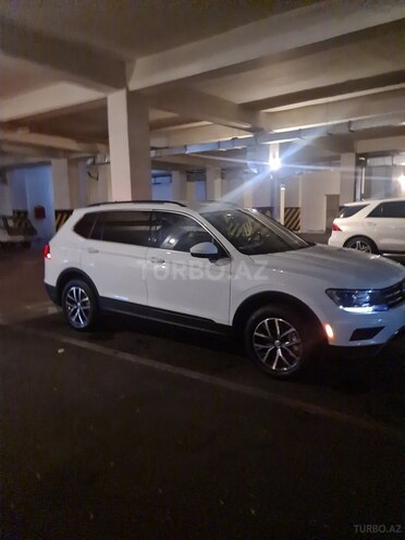 Volkswagen Tiguan 2018, 41,500 km - 2.0 l - Bakı