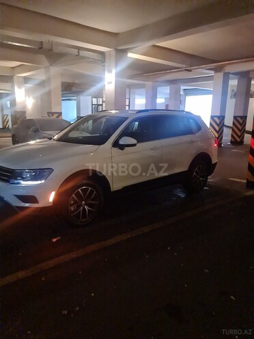 Volkswagen Tiguan 2018, 41,500 km - 2.0 l - Bakı