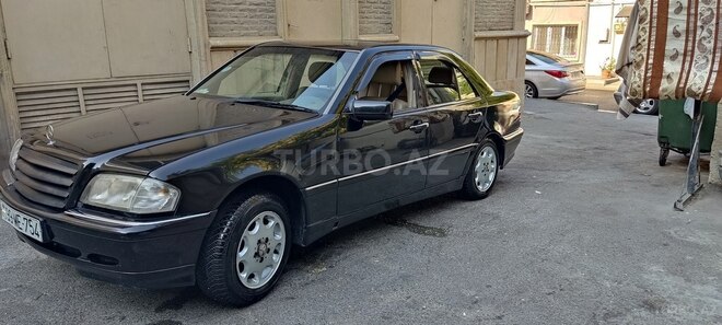 Mercedes C 230 1998, 265,000 km - 2.3 l - Bakı