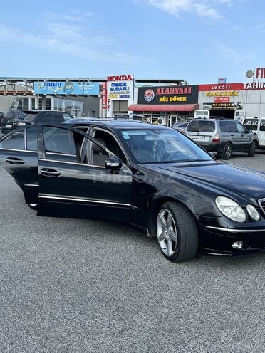 Mercedes E 240 2002, 240,000 km - 2.6 l - Bakı