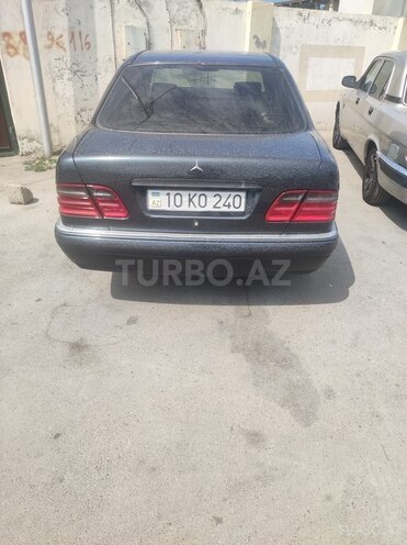 Mercedes E 240 1999, 358,000 km - 2.4 l - Bakı