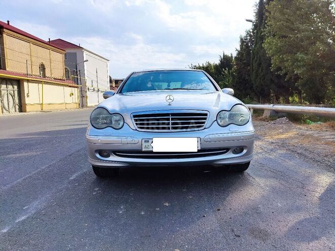 Mercedes C 240 2000, 281,000 km - 2.4 л - Bakı