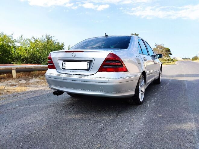 Mercedes C 240 2000, 281,000 km - 2.4 л - Bakı