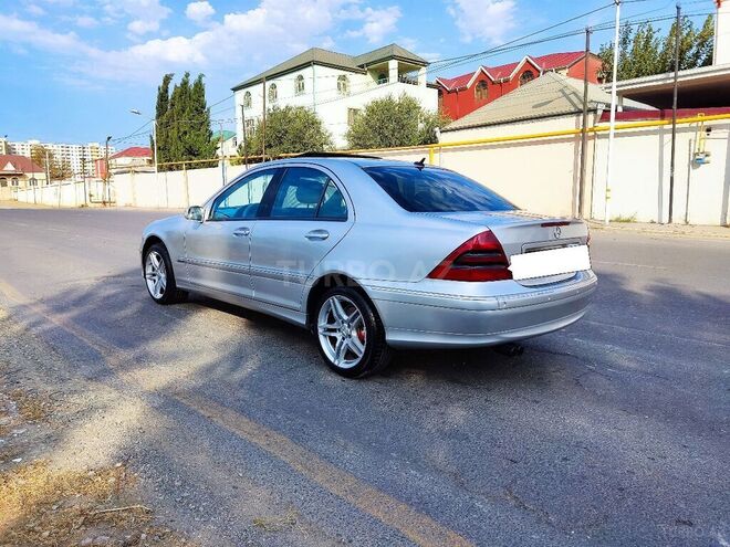 Mercedes C 240 2000, 281,000 km - 2.4 л - Bakı