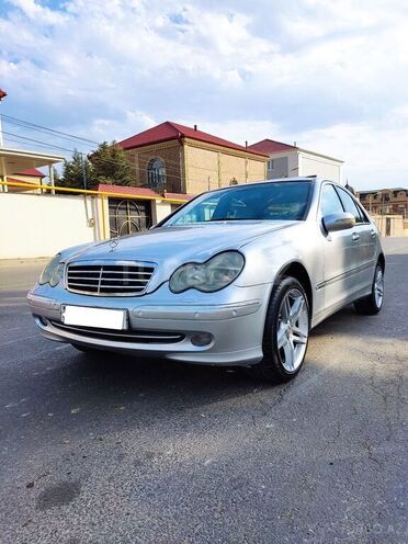 Mercedes C 240 2000, 281,000 km - 2.4 л - Bakı
