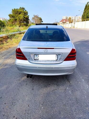 Mercedes C 240 2000, 281,000 km - 2.4 л - Bakı