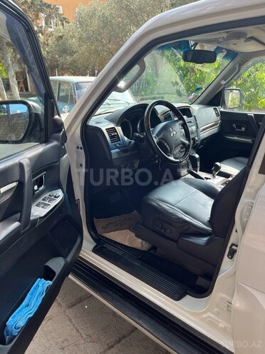Mitsubishi Pajero 2012, 114,783 km - 3.5 l - Bakı