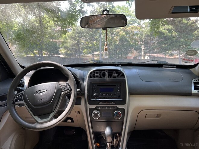 Chery  2015, 270,000 km - 1.6 l - Bakı