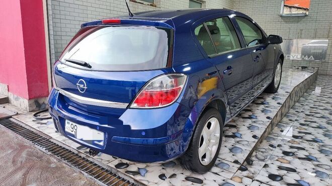 Opel Astra 2007, 191,250 km - 1.4 l - Şəki