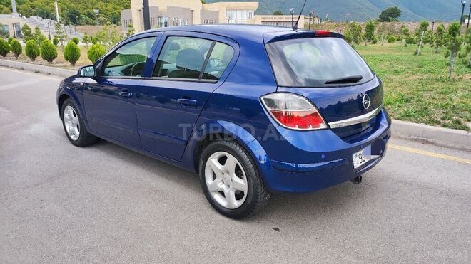 Opel Astra 2007, 191,250 km - 1.4 l - Şəki