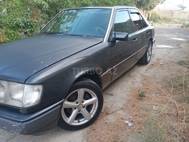 Mercedes E 300 1993, 568,000 km - 3.0 л - Bakı