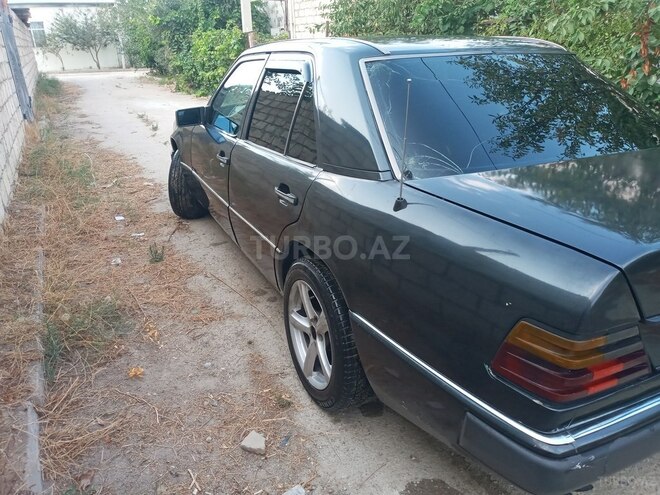 Mercedes E 300 1993, 568,000 km - 3.0 л - Bakı