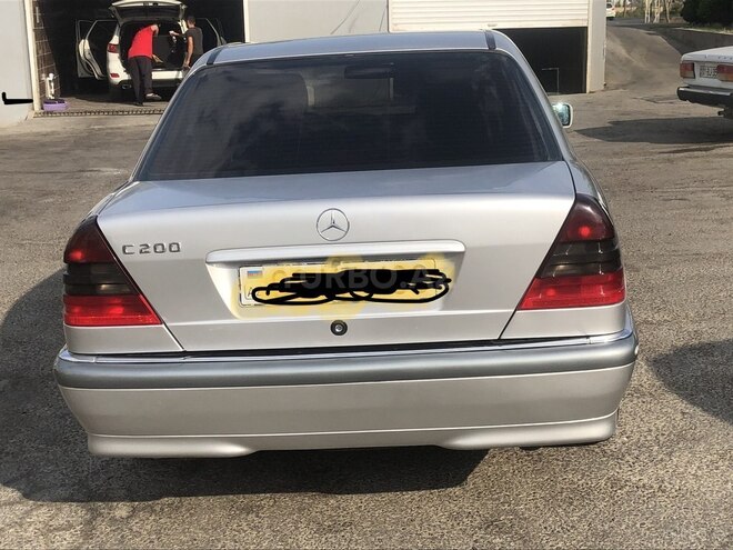 Mercedes C 200 2000, 138,000 km - 2.0 l - Bakı
