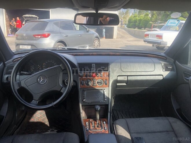 Mercedes C 200 2000, 138,000 km - 2.0 l - Bakı