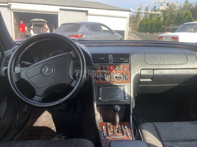Mercedes C 200 2000, 138,000 km - 2.0 l - Bakı
