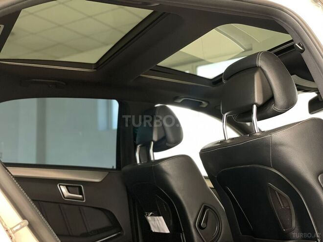 Mercedes E 220 2013, 202,978 km - 2.2 l - Bakı