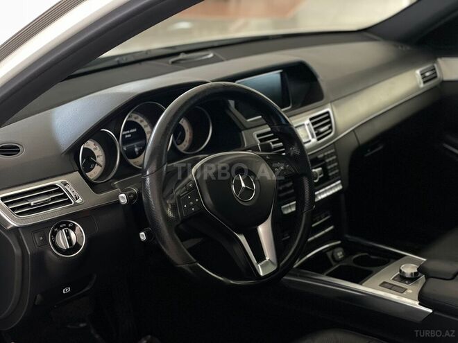 Mercedes E 220 2013, 202,978 km - 2.2 l - Bakı