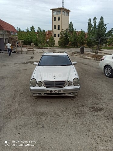 Mercedes E 320 1999, 242,000 km - 3.2 l - Bakı