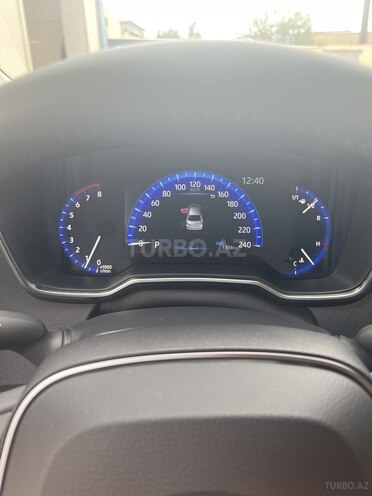 Toyota Corolla 2022, 1,400 km - 1.5 l - Bakı