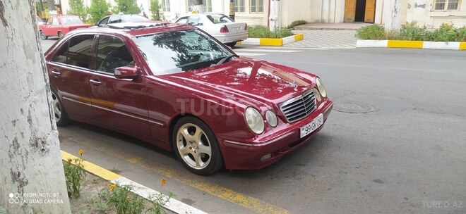 Mercedes E 280 2001, 415,000 km - 2.8 l - Zaqatala