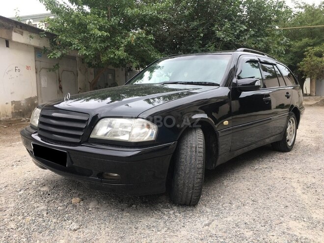 Mercedes C 220 1999, 350,000 km - 2.2 l - Bakı