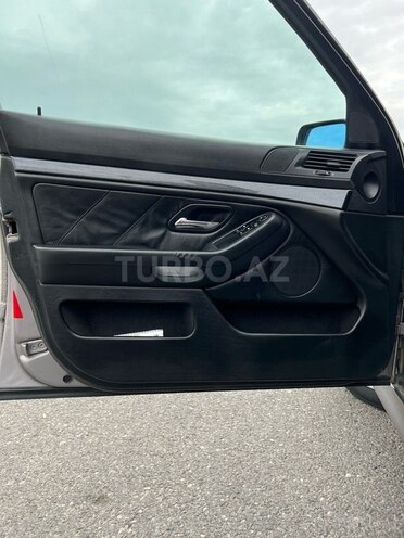 BMW 523 1996, 317,000 km - 2.5 l - Bakı