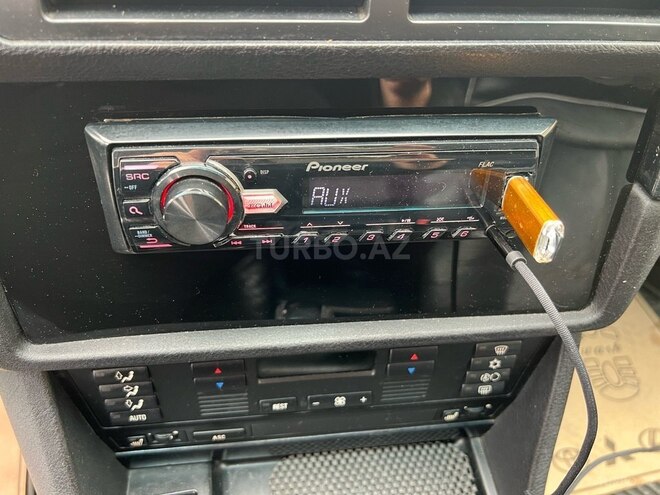 BMW 523 1996, 317,000 km - 2.5 l - Bakı