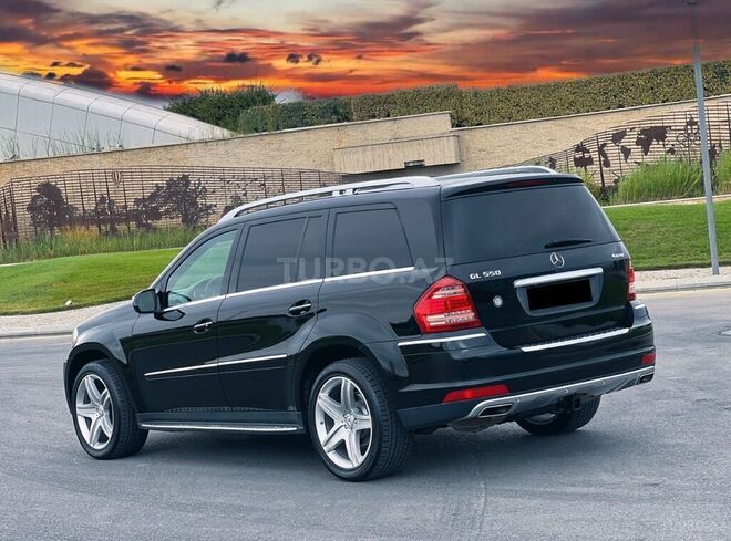Mercedes GL 500 2010, 132,500 km - 5.0 l - Bakı