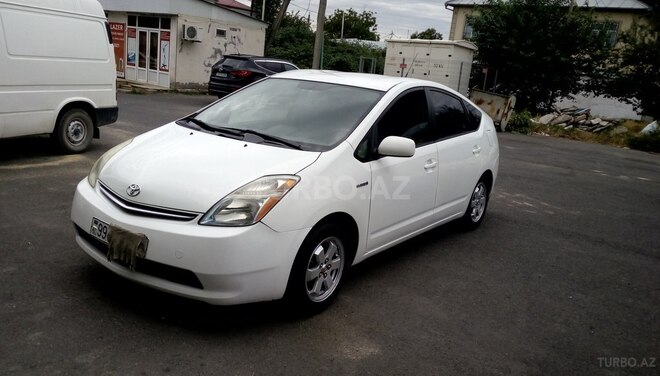 Toyota Prius 2008, 240,000 km - 1.5 l - Qəbələ