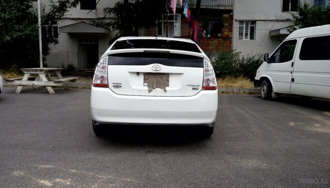 Toyota Prius 2008, 240,000 km - 1.5 l - Qəbələ