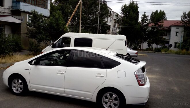 Toyota Prius 2008, 240,000 km - 1.5 l - Qəbələ