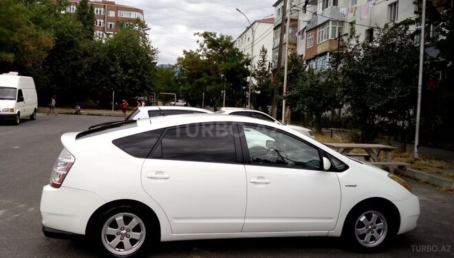 Toyota Prius 2008, 240,000 km - 1.5 l - Qəbələ