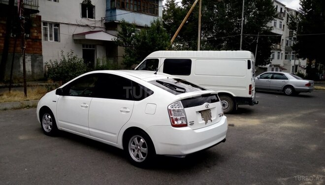 Toyota Prius 2008, 240,000 km - 1.5 l - Qəbələ