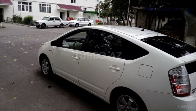 Toyota Prius 2008, 240,000 km - 1.5 l - Qəbələ