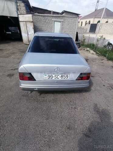 Mercedes E 250 1986, 856,080 km - 2.5 l - Bakı