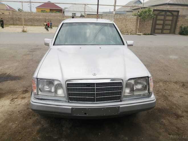 Mercedes E 250 1986, 856,080 km - 2.5 l - Bakı