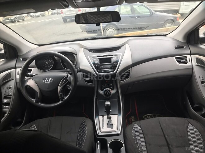 Hyundai Elantra 2013, 320,259 km - 1.8 l - Bakı