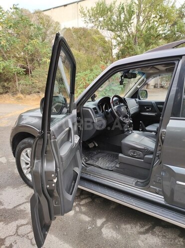 Mitsubishi Pajero 2015, 150,000 km - 3.8 l - Bakı
