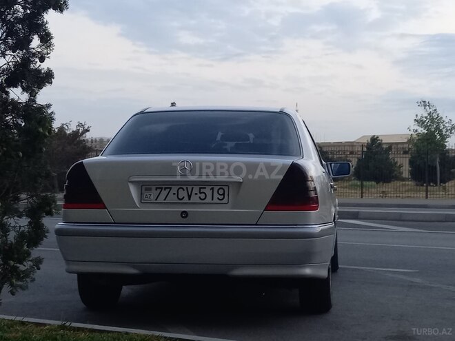 Mercedes C 220 2000, 609,532 km - 2.2 l - Bakı