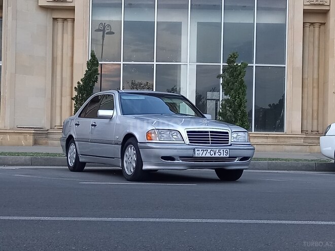 Mercedes C 220 2000, 609,532 km - 2.2 l - Bakı