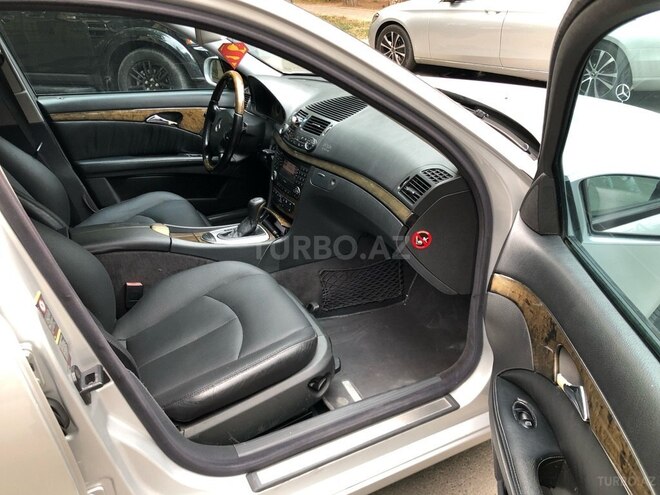 Mercedes E 270 2002, 400,000 km - 2.7 l - Bakı
