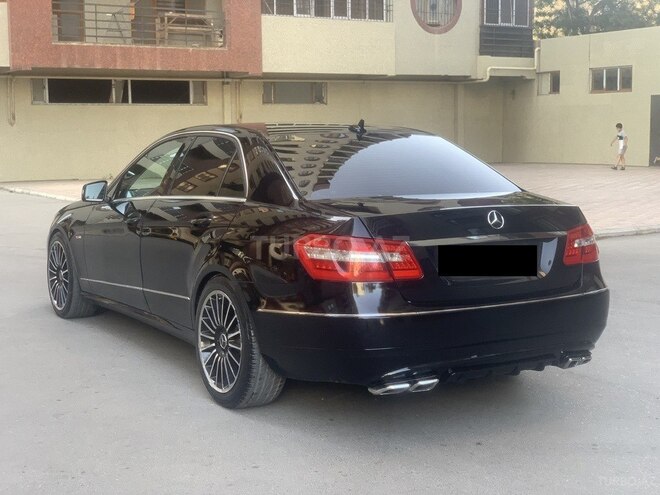 Mercedes E 220 2011, 252,000 km - 2.2 l - Bakı