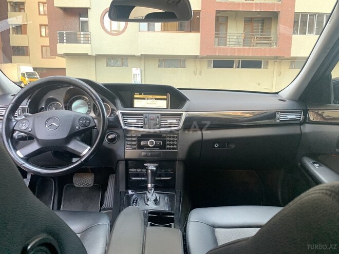 Mercedes E 220 2011, 252,000 km - 2.2 l - Bakı