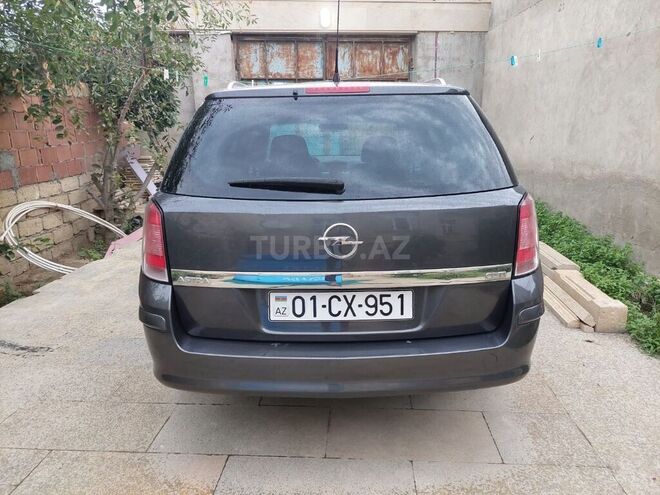 Opel Astra 2010, 162,000 km - 1.3 л - Bakı