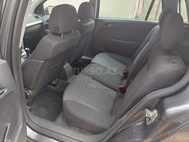 Opel Astra 2010, 162,000 km - 1.3 л - Bakı