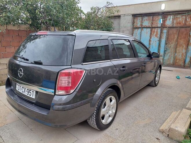 Opel Astra 2010, 162,000 km - 1.3 л - Bakı
