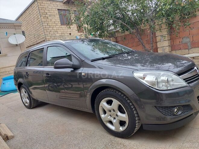 Opel Astra 2010, 162,000 km - 1.3 л - Bakı
