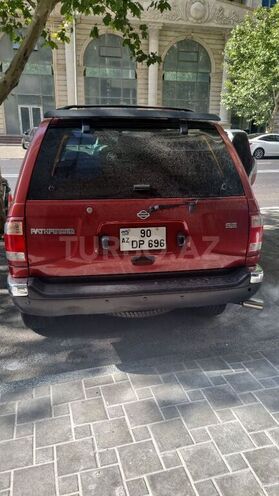 Nissan Pathfinder 1997, 234,000 km - 3.3 l - Bakı