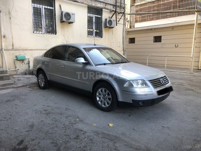 Volkswagen Passat 2005, 145,000 km - 1.8 l - Bakı