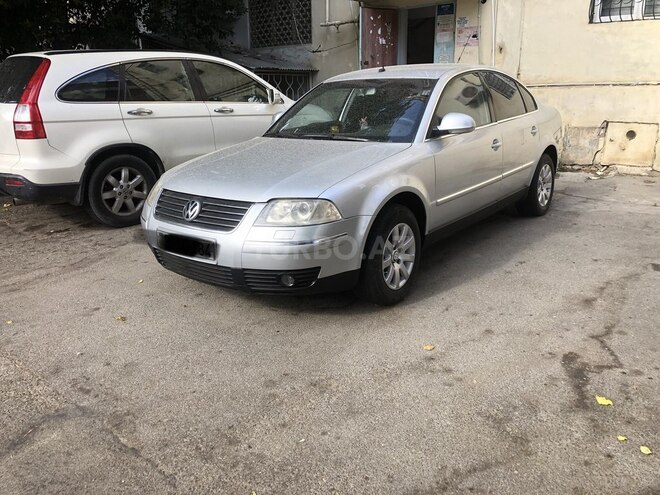 Volkswagen Passat 2005, 145,000 km - 1.8 l - Bakı